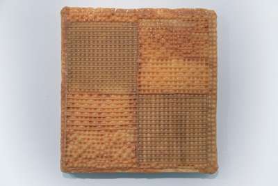 Wax grid relief